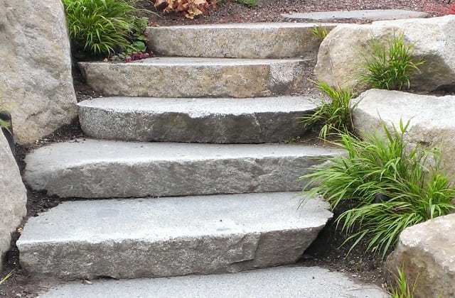 Granite Weathered Natural Cut Steps